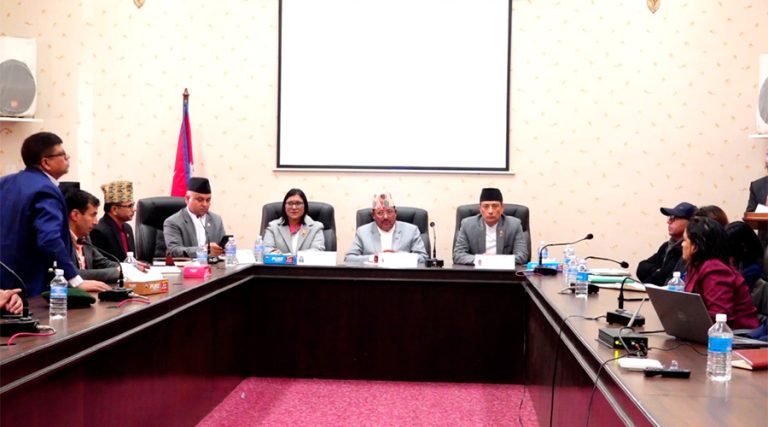 चुनावको पूर्वसन्ध्यामा मत सर्वेक्षण गर्न पाइँदैन : कार्यवाहक प्रमुख निर्वाचन आयुक्त भण्डारी