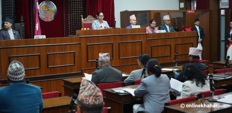 संसद्‌मा उठ्यो स्वास्थ्य बीमाको विषय, सरकारको जवाफ माग