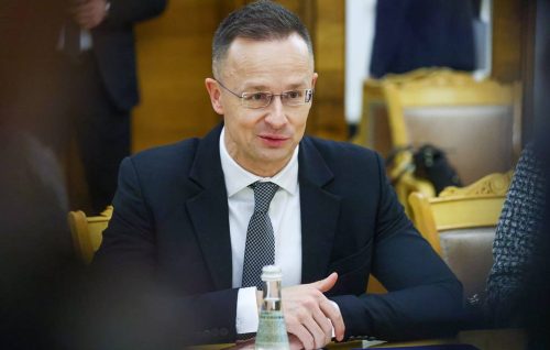 हंगेरीको एमओएलले गर्‍यो सर्बियाली तेल कम्पनी एनआइएस खरिद