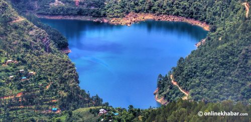 वर्षको तीन पटक रङ फेर्ने कुपिण्डे ताल (फोटो फिचर)