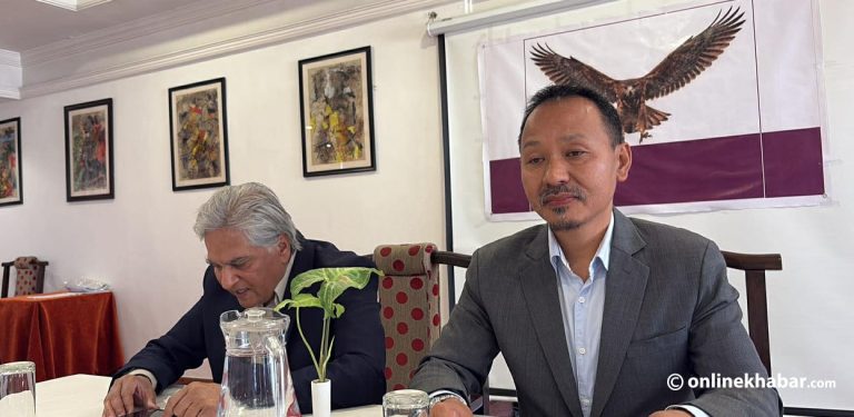 सौरभ र माखिमले मागे तेस्रो संविधानसभा