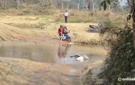 गागन खोलामा बाढी आउँछ, उम्मेदवार पनि आउँछन्, तर पुल आउँदैन
