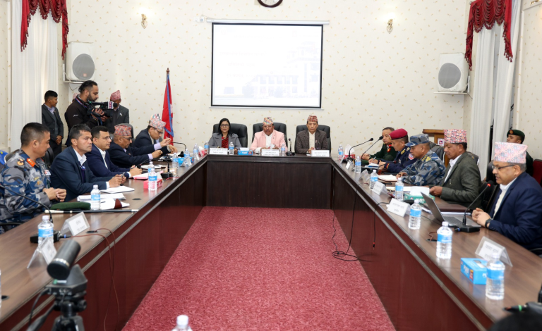 उच्चस्तरीय निर्वाचन सुरक्षा समितिको बैठक जारी