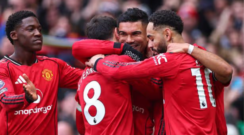 प्रिमियर लिगमा म्यान्चेस्टर युनाइटेडको लगातार तेस्रो जित