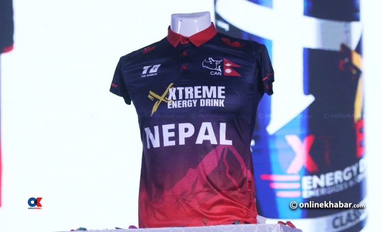 एक्सट्रिम इनर्जीको लोगोअंकित महिला क्रिकेट टिमको जर्सी सार्वजनिक