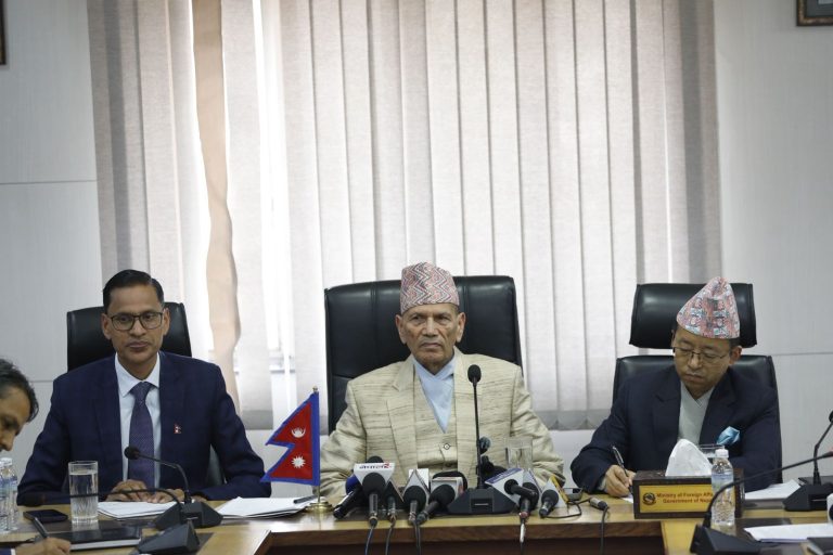 आवश्यक परे पानीजहाज भाडामा लिएर पनि नेपाली उद्धार गर्छौं : परराष्ट्र सचिव