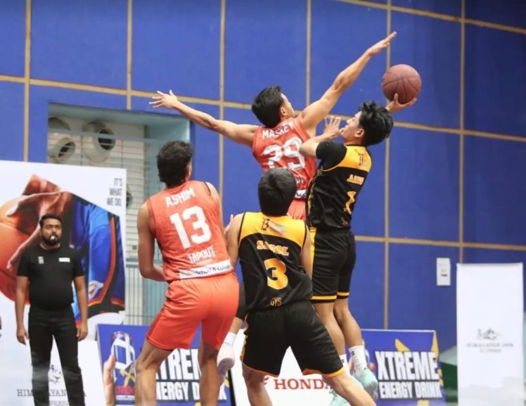 एचजेएनबीएलमा हाउण्ड्सको फराकिलो जित