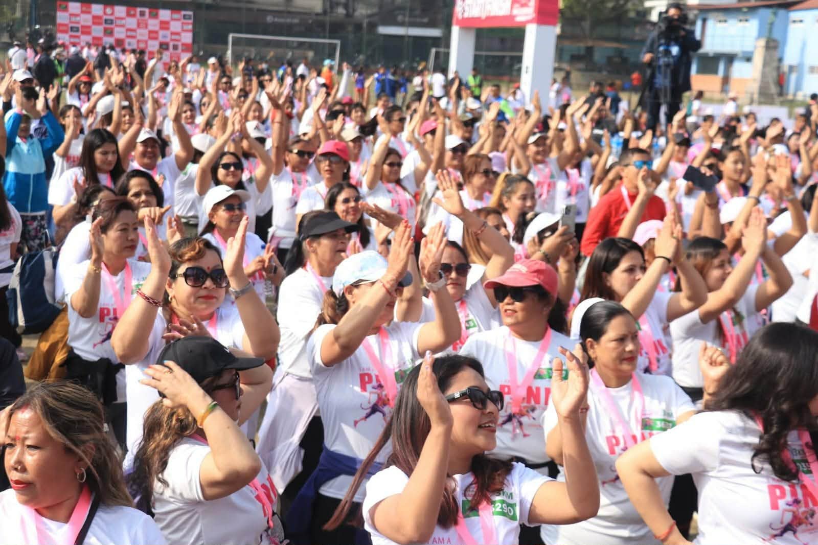 सन्तोषी र निर्मलालाई पिंक केयराथनको उपाधि