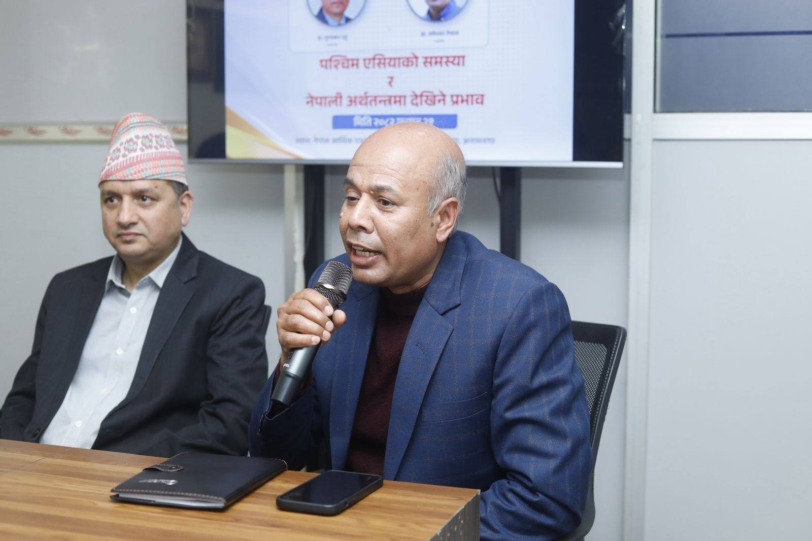 मध्यपूर्वबाट तत्काल नेपाली उद्धार गर्नुपर्छ : आप्रवासन विज्ञ