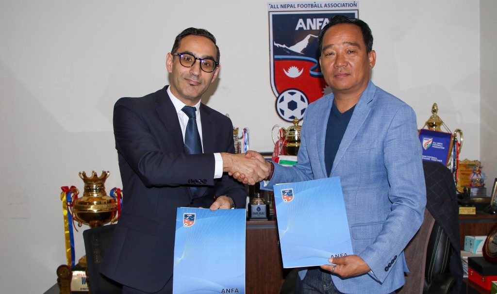 नेपाली पुरुष फुटबल टिमको मुख्य प्रशिक्षक गुग्लिएल्मो एरेना नियुक्त