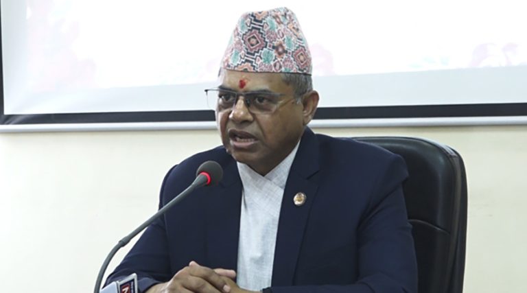 मन्त्रालयमा फाइल अड्किने गुनासो छ, कार्यतालिका बनाएर काम गर्नुस् : कानुनमन्त्री