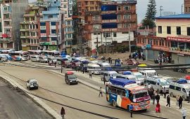 रोशी खोलाले बगायो डाइभर्सन, बिपी राजमार्ग अवरुद्ध