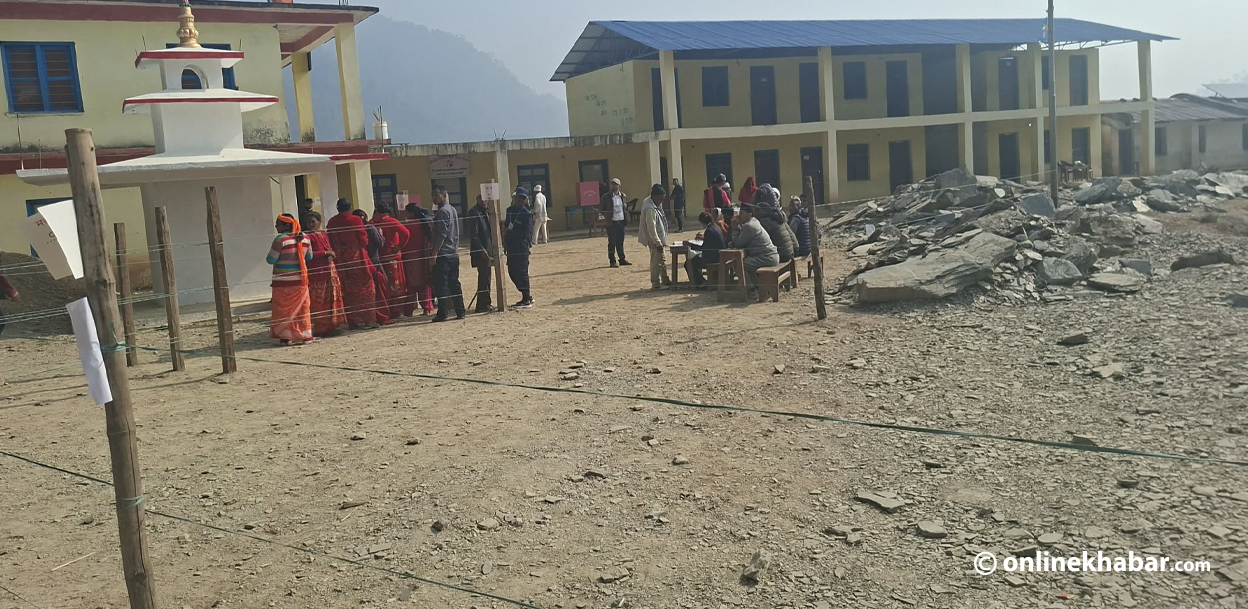 बैतडीमा दिउँसो १ बजेसम्म खस्यो ३७ हजार मत