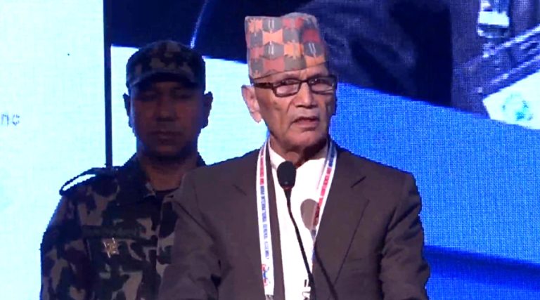 मध्यपूर्वको द्वन्द्वप्रति सरकार गम्भीर छ : परराष्ट्रमन्त्री शर्मा