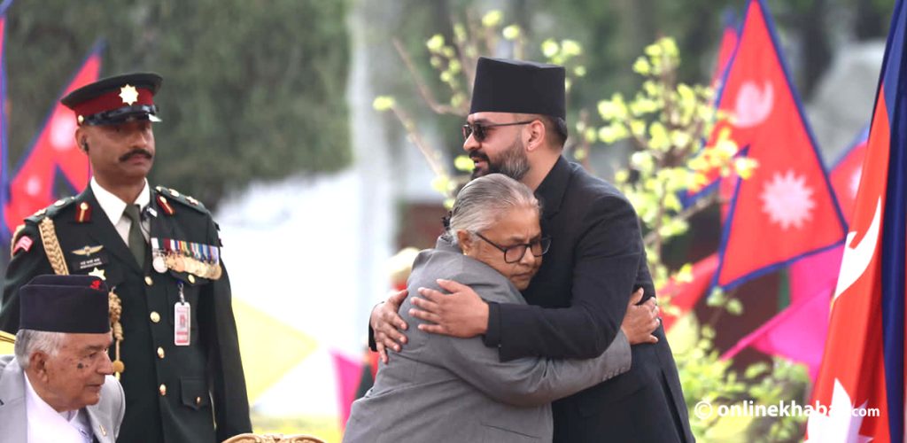 बालेनलाई कार्कीले भनिन्- जोस र होसको सन्तुलन मिलाएर जनादेशको सम्बोधन गर्ने सफलता मिलोस्