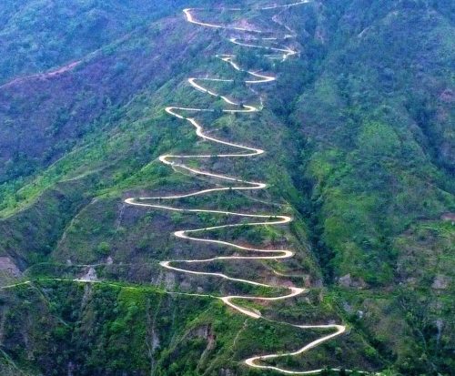 भोजपुर-बेहेर नागबेली सडकको दृश्यले पर्यटक आकर्षित