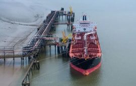 विश्वभरको इन्धन अभाव टार्न ४० करोड ब्यारेल तेल बजारमा पठाउने ऊर्जा एजेन्सीको निर्णय