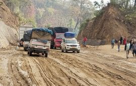 दाउन्नेको सडक एकतर्फी सञ्चालन, ५ किलोमिटरसम्म जाम