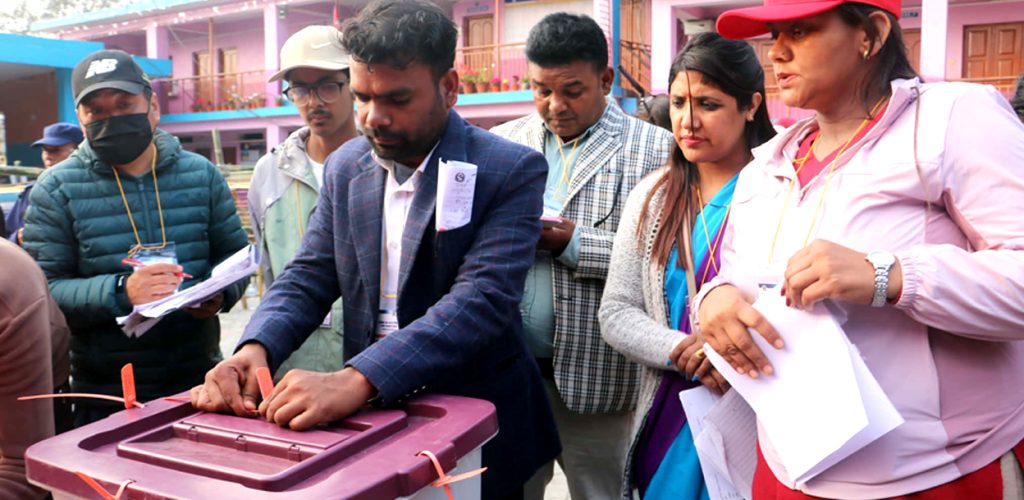 मतदानको निर्धारित समय सकियो