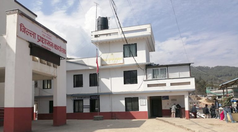 दोलखामा हराएका सबै मतपत्र भेटिएनन्, मतदानमा विलम्ब