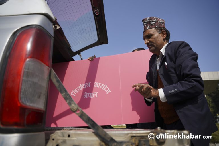 आजदेखि सबै मतदान केन्द्रमा कर्मचारी र सुरक्षाकर्मी खटिने