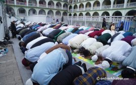 कास्मिरी मस्जिदमा ईद उल फित्रको उल्लास (तस्वीरहरू)