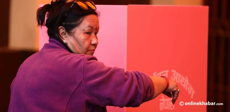 युवा विद्रोहपछि थुप्रै देशले चुनाव गर्न सकेनन्, नेपालले सक्यो