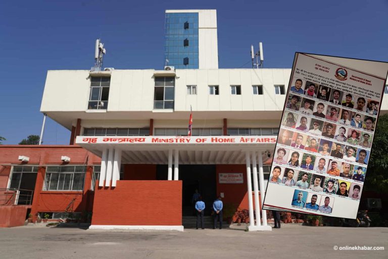 मन्त्रालयका भित्तामा सुशासन कुरिरहेका योद्धाहरु