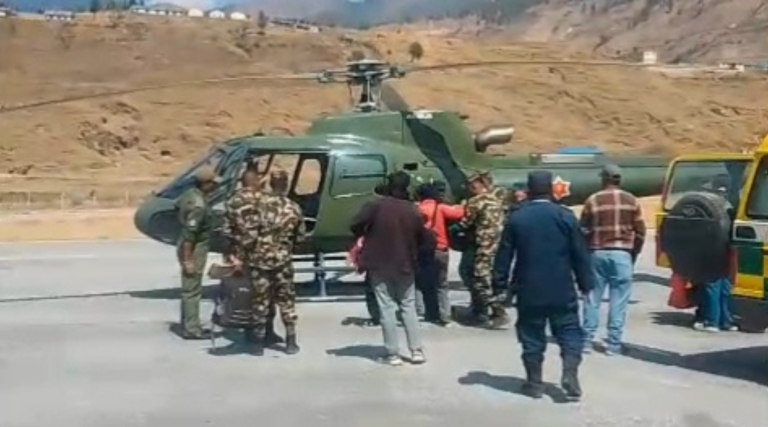 जुम्लामा सुत्केरी महिलाको हेलिकप्टरबाट उद्धार