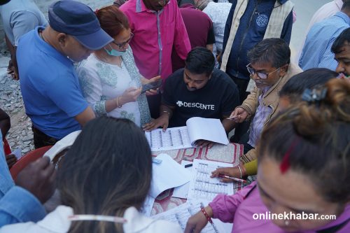 इपिसेन्टर झापा-५ : भिडिरहेका छन् ओली र बालेन