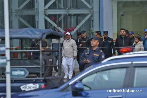 ओलीलाई स्वास्थ्य परीक्षण गर्न टिचिङ अस्पताल लगियो