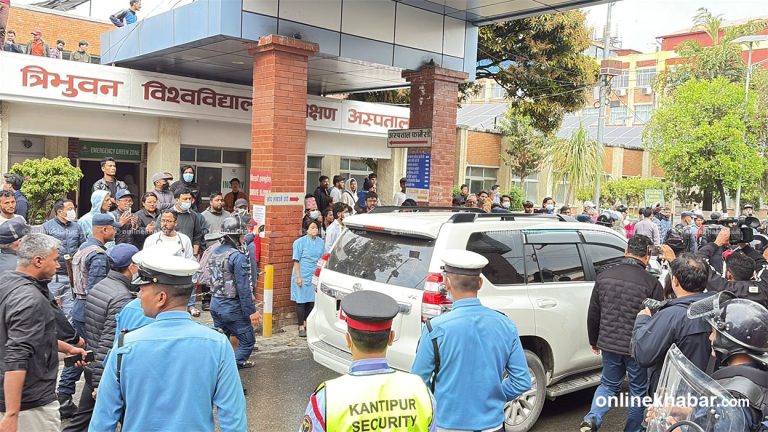 टिचिङ अस्पतालको ५०१ नम्बर बेडमा भर्ना भए ओली