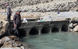 निङ र टाक्ची खोलामा कल्भर्ट : हुम्लाको लिमी उपत्यकामा यात्रा सहज