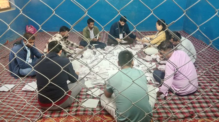 पर्साका चारै क्षेत्रमा रास्वपा अगाडि