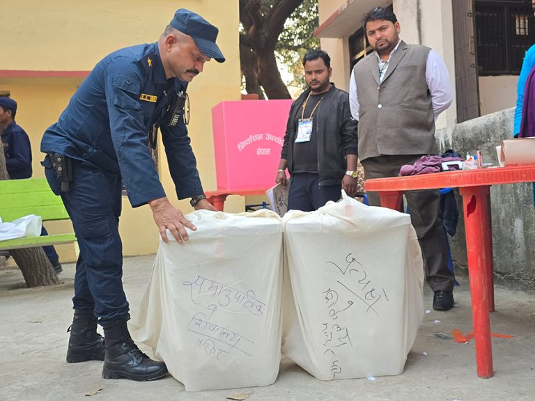 रौतहटमा आजै रातिदेखि मतगणना गर्ने तयारी