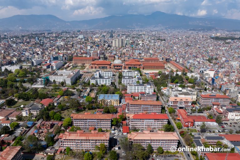 गृहमन्त्रीको राजीनामा माग्ने ४ जना सिंहदरबारबाट पक्राउ