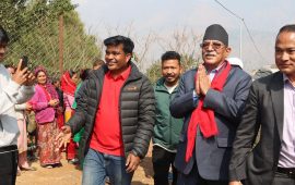 ०४८ कै जत्रो बन्यो प्रचण्डको पार्टी