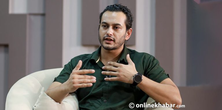 प्रदीप खड्का भन्छन्, ‘फिल्ममा पारिश्रमिकको लफडा सुनेर उकुसमुकुस भएँ’