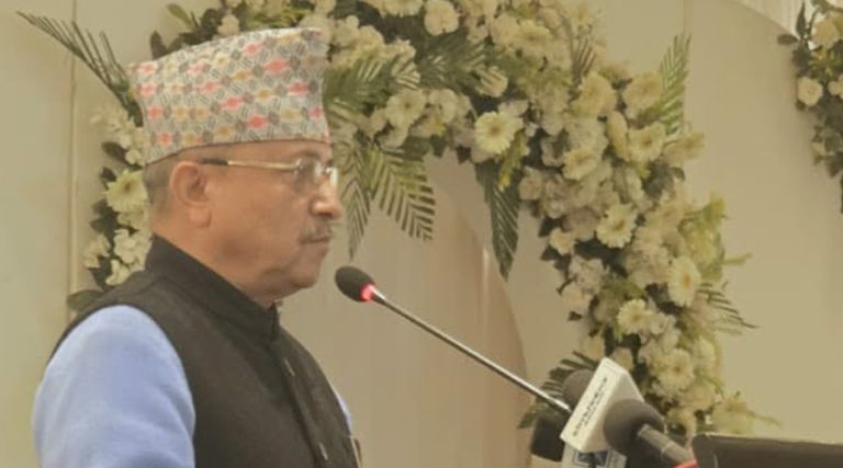 कांग्रेस सांसदसँग पूर्णबहादुर खड्काले भने– देश र जनताका सवालमा दृढतापूर्वक काम गर्नुस्