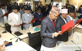 नवनिर्वाचित राष्ट्रिय सभा सांसदहरूको शपथ (तस्वीरहरू)