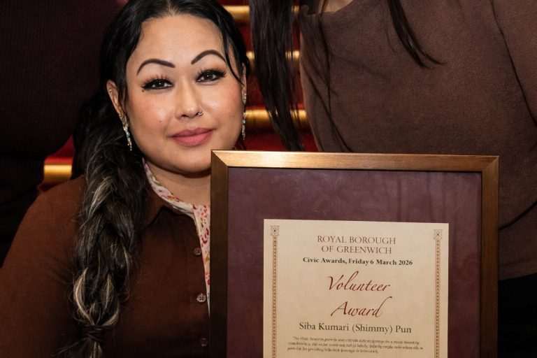 शिम्मी पुनलाई बेलायतमा सिभिक अवार्ड