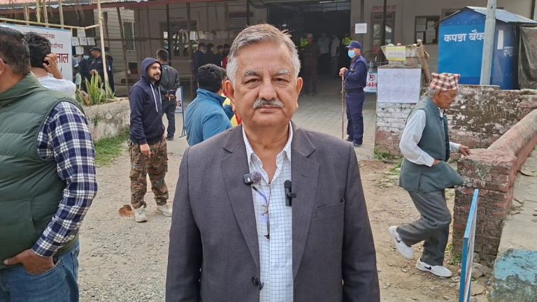 बादल लक्षित गरी सुरेन्द्र पाण्डेले भने– षड्यन्त्रका लामा कथा सुनियो, हामी पनि दोषी छौं