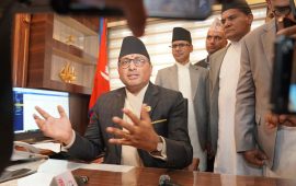 अर्थमन्त्री स्वर्णिम वाग्लेको पहिलो निर्णय- १५ ऐन खारेज गर्ने