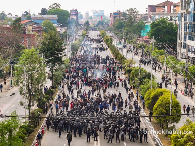 ‘ड्रोन भ्यु’मा हेर्नुस् एमालेको प्रदर्शन