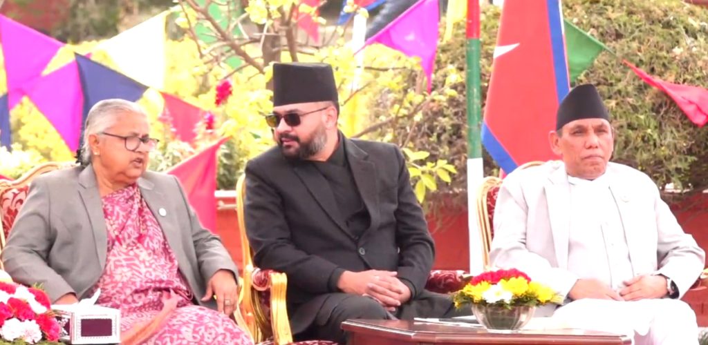 राष्ट्रपति कार्यालयमा प्रधानमन्त्री बालेनको शपथ (लाइभ)