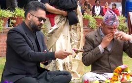 बालुवाटारमा बालेनले गरे पूजा (तस्वीरहरू)