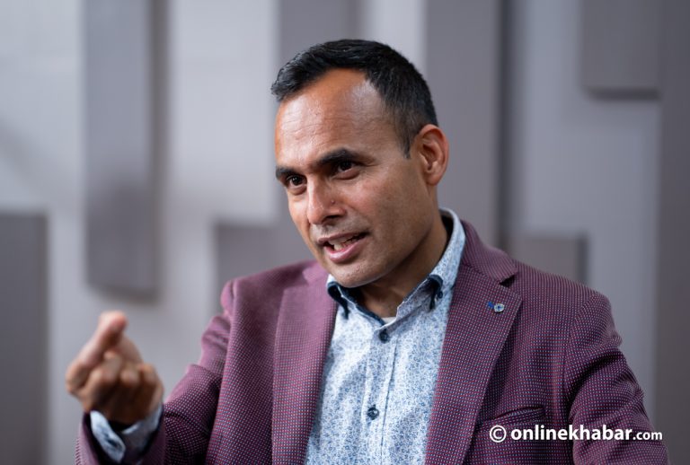 सिंहदरबारभित्रै कमजोर इन्टरनेट सेवा, सुधार गर्न मन्त्रीको निर्देशन