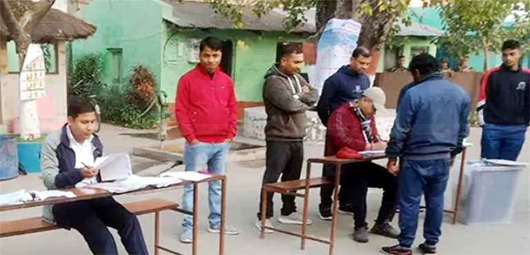 वीरगञ्ज कारागारका ३३ कैदीबन्दीद्वारा समानुपातिकतर्फ मतदान