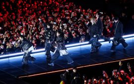 बीटीएस कन्सर्ट अर्थात शताब्दीकै पुनरागमन (तस्वीर)