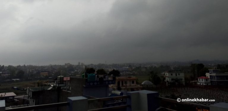 लुम्बिनीका जिल्लामा दिउँसै अँध्यारो